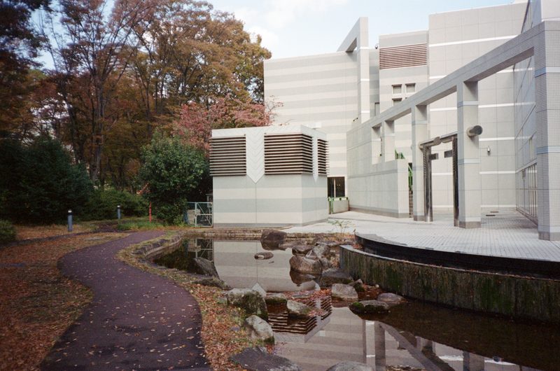 A photo of a mid century art museum